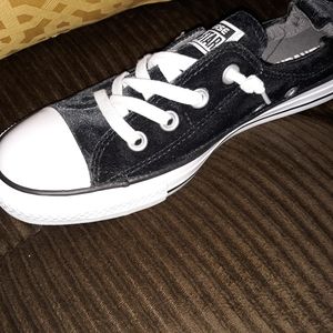 Women's Converse NWOT